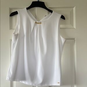 Elegant White Sleeveless Top